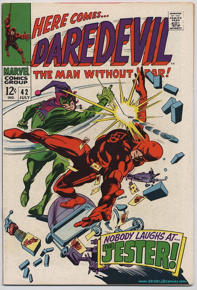 Image of Daredevil 42 provided by StreetLifeComics.com